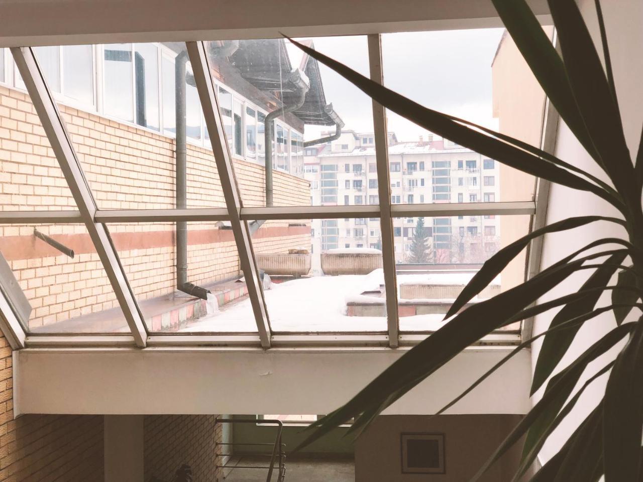 Hotel Imzit Dobrinja Sarajevo Luaran gambar